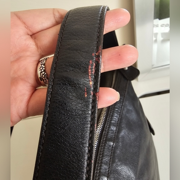SALVATORE FERRAGAMO Leather Shoulder Bag - Picture 7 of 13